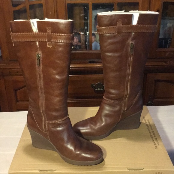 UGG | Shoes | Ugg Australia Maxene 942 